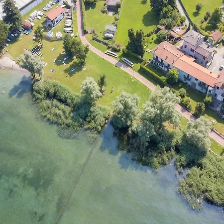 Apartment Glisente Sleeps 4 Dormelletto